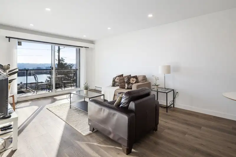 213 312 CARNARVON STREET - photo 4 of 33