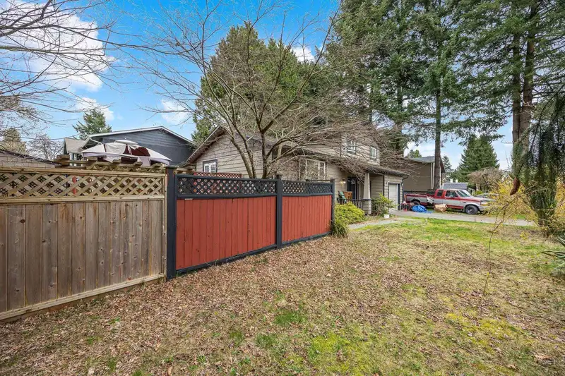 1857 WARWICK AVENUE - photo 3 of 22