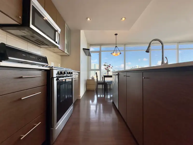 903 7373 WESTMINSTER HIGHWAY - photo 3 of 29