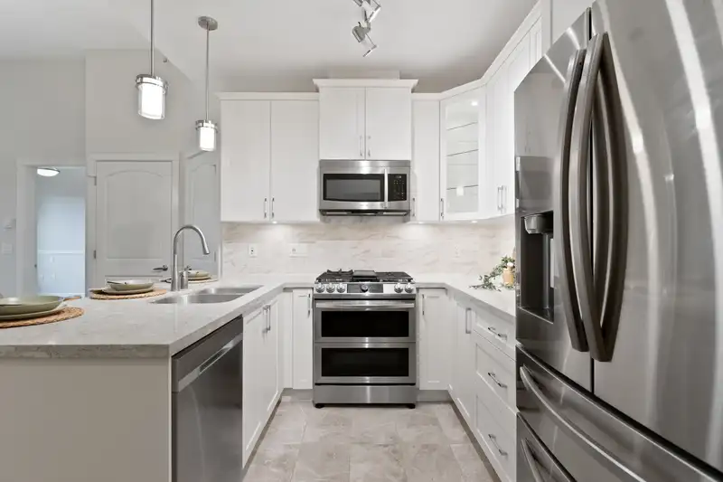 507 3535 146A STREET - photo 3 of 40