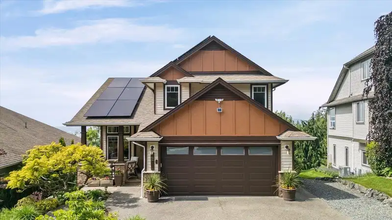 2 3504 BASSANO TERRACE - photo 1 of 40