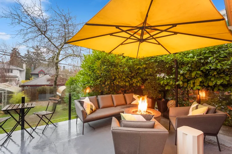 3716 W 30TH AVENUE - photo 1 of 25