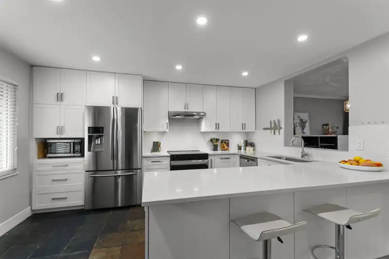 513 CARLSEN PLACE - photo 3 of 30