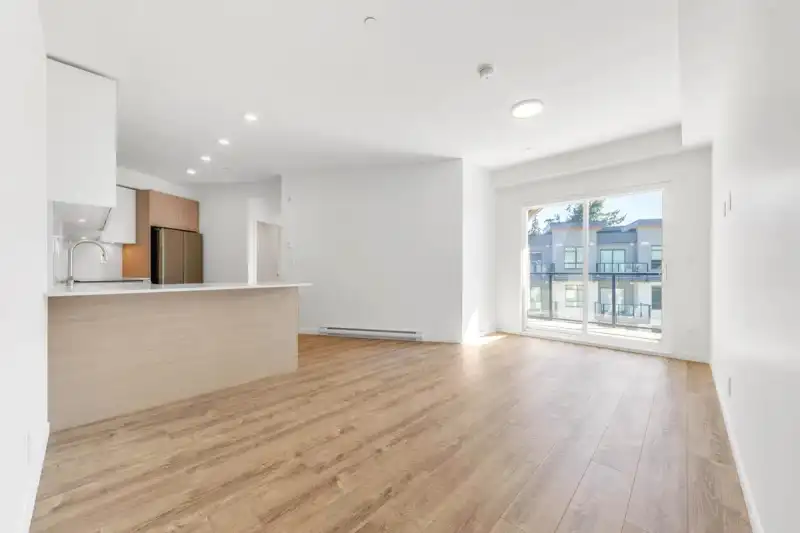618 13968 LAUREL DRIVE - photo 1 of 18