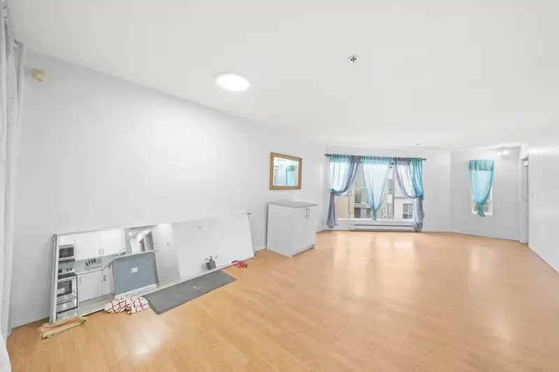 304 7800 ST. ALBANS ROAD - photo 2 of 36