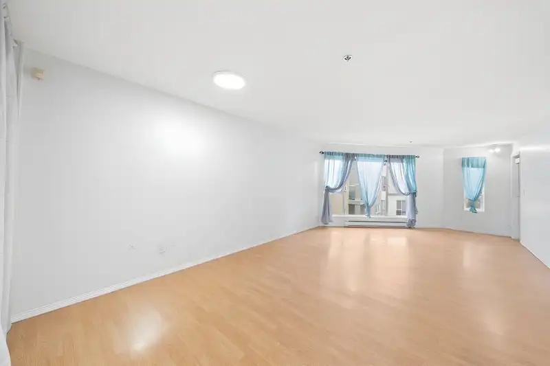 304 7800 ST. ALBANS ROAD - photo 3 of 36