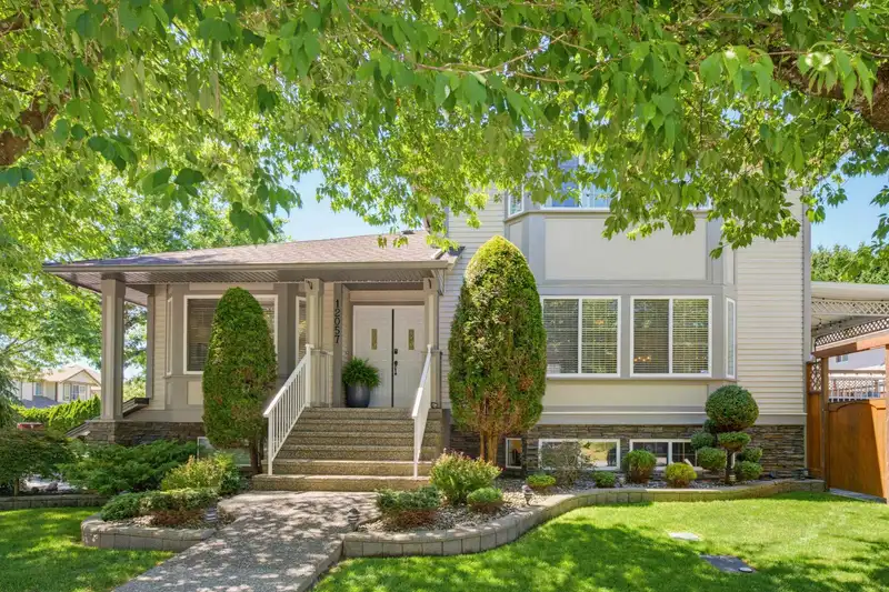 12057 238 STREET - photo 3 of 20