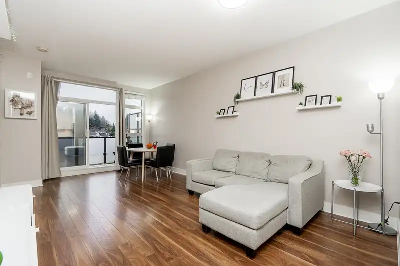 419 55 EIGHTH AVENUE - photo 3 of 30
