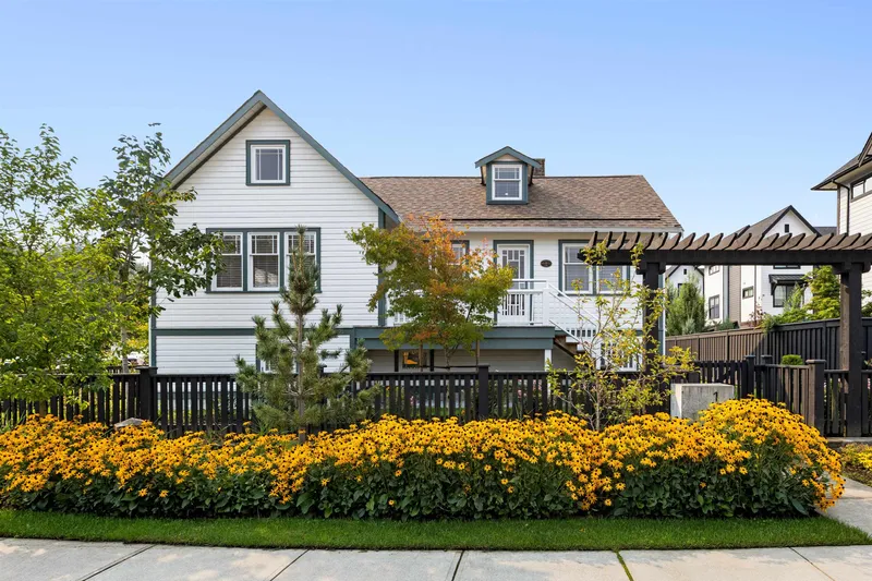 19678 80 AVENUE - photo 1 of 25