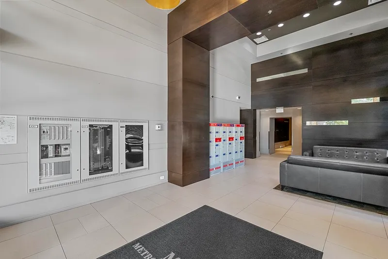 2801 1155 THE HIGH STREET - photo 4 of 25