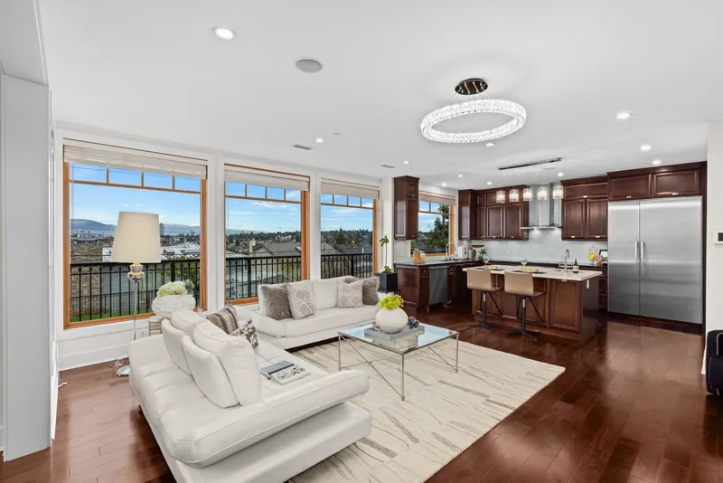 3936 QUESNEL DRIVE - photo 4 of 25