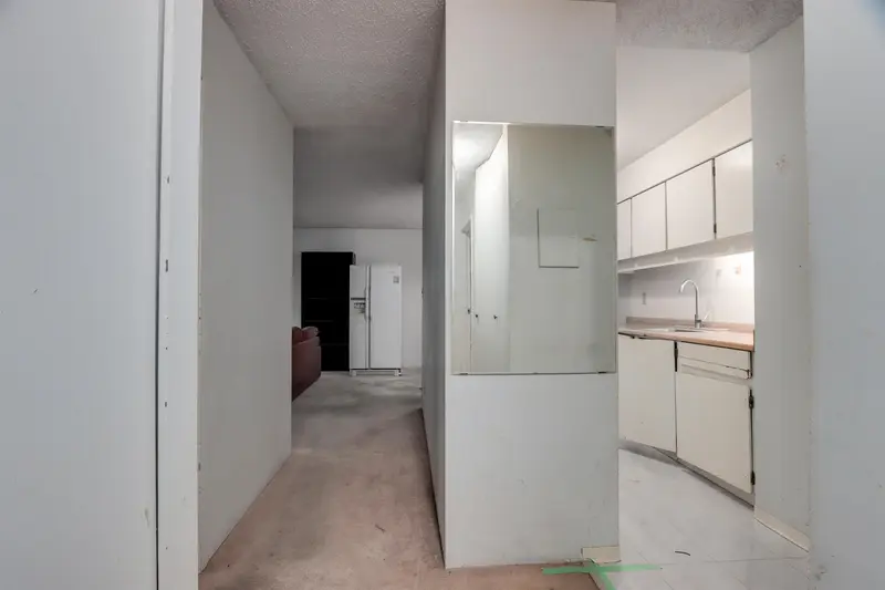 904 5932 PATTERSON AVENUE - photo 2 of 23