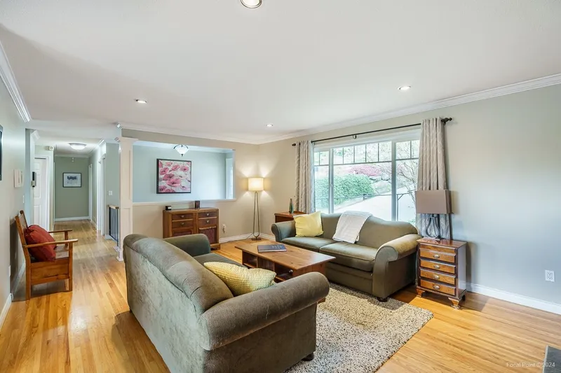 248 HARVARD DRIVE - photo 3 of 25