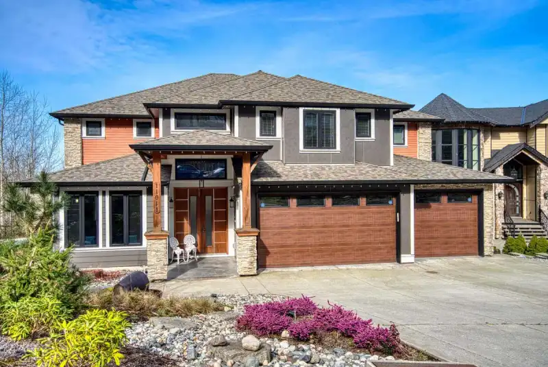 11011 CARMICHAEL STREET - photo 1 of 40
