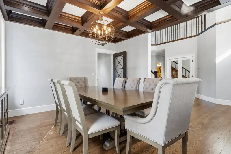 11011 CARMICHAEL STREET - photo 4 of 40