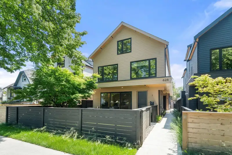 1 628 E 46TH AVENUE - photo 1 of 40