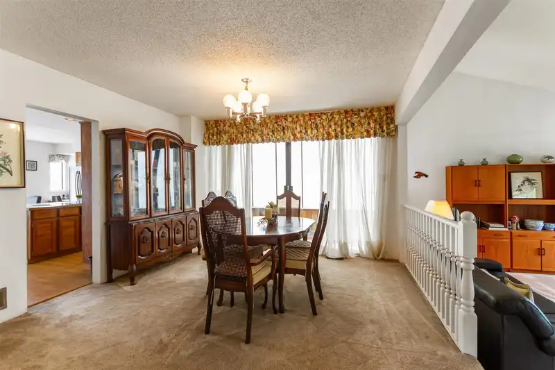 1632 NANAIMO STREET - photo 3 of 23