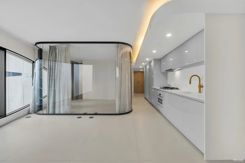 2207 1033 NELSON STREET - photo 3 of 25