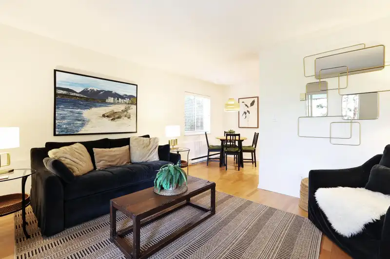 101 2458 YORK AVENUE - photo 1 of 21