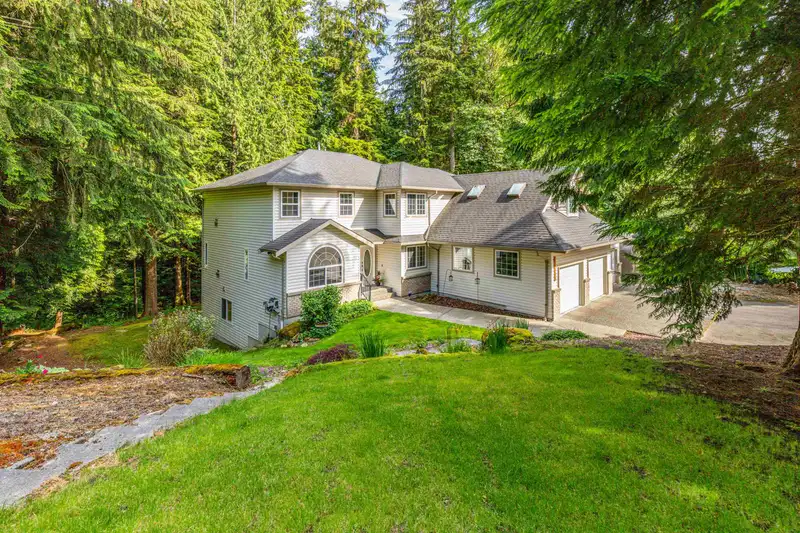 12348 271 STREET - photo 4 of 40