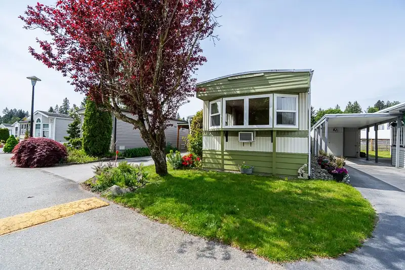 139 11917 POPLAR DRIVE - photo 1 of 34