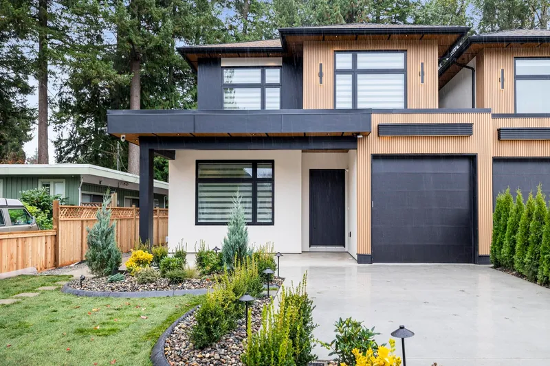 5668 10A AVENUE - photo 1 of 25