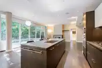101 988 KEITH ROAD - thumbnail 22