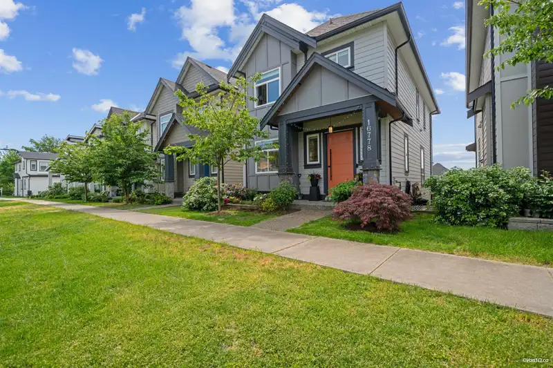 16778 20A AVENUE - photo 2 of 40