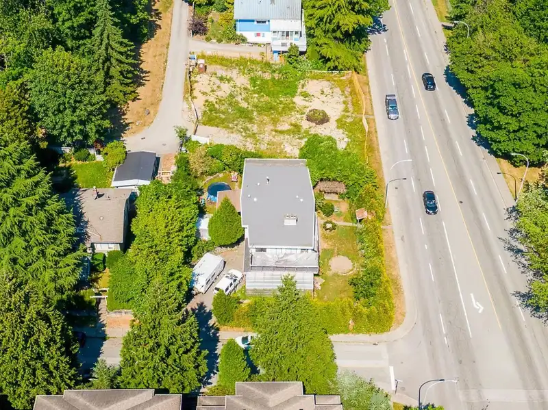 39 E EIGHTH AVENUE - photo 2 of 21