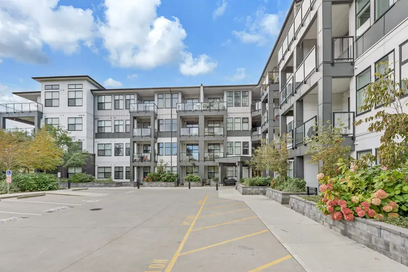 408 2120 GLADWIN ROAD - photo 2 of 25