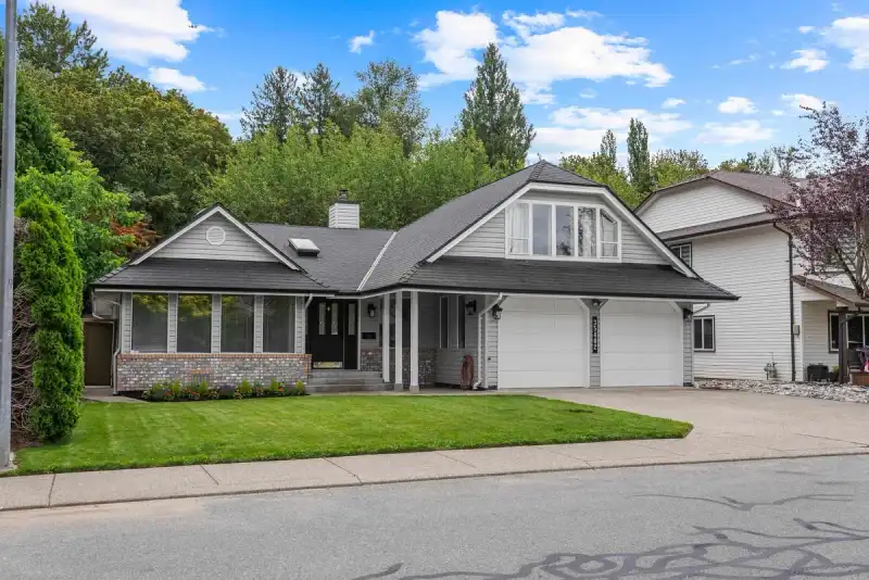 35402 SANDY HILL ROAD - photo 1 of 40