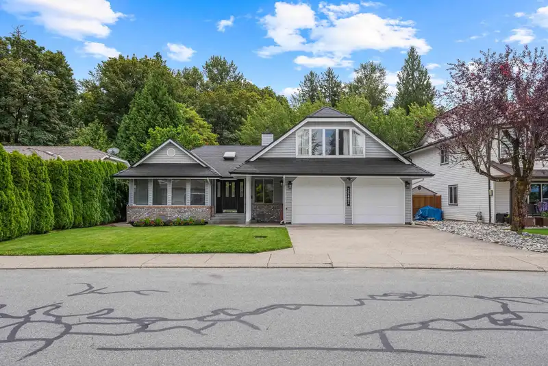 35402 SANDY HILL ROAD - photo 2 of 40