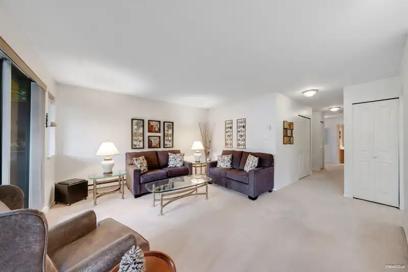 101 525 AUSTIN AVENUE - photo 4 of 28