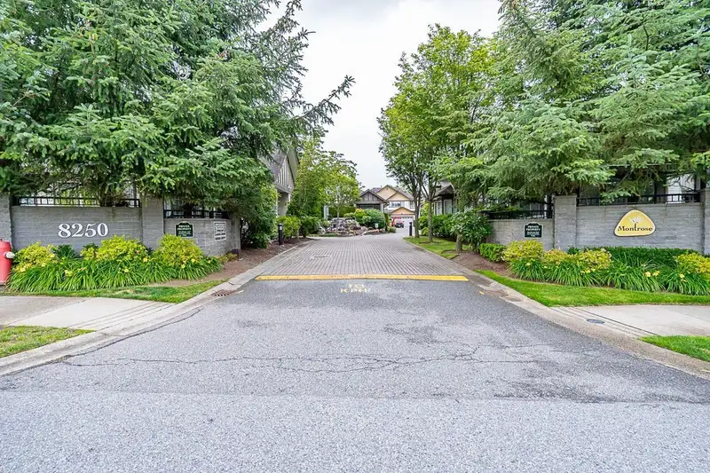 34 8250 158 STREET - photo 2 of 33