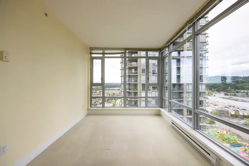 2002 1155 THE HIGH STREET - photo 3 of 24