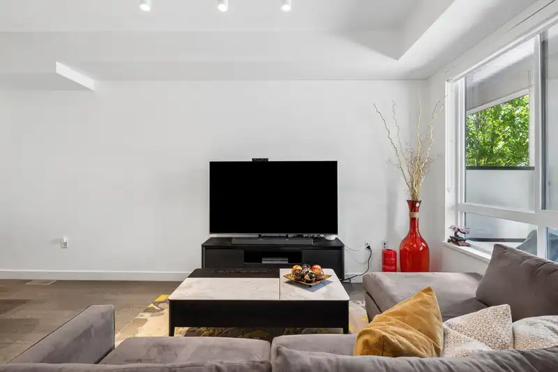 77 10199 RIVER DRIVE - photo 4 of 39