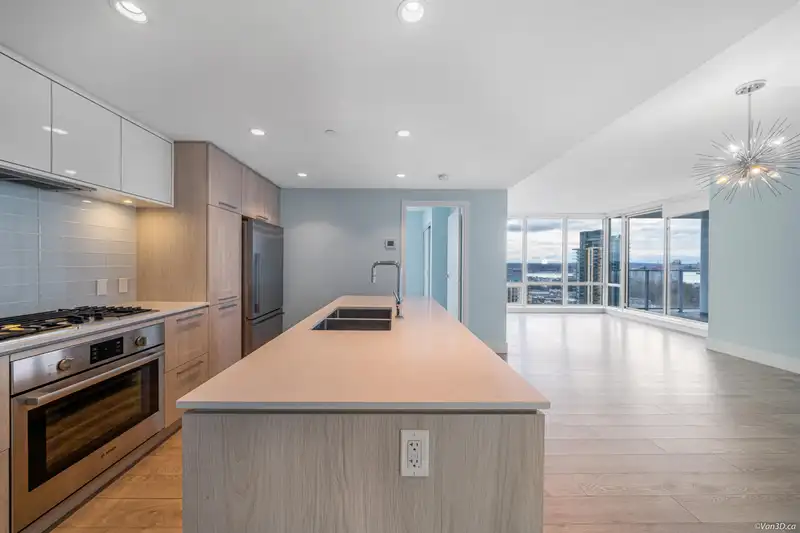 2106 680 SEYLYNN CRESCENT - photo 2 of 40