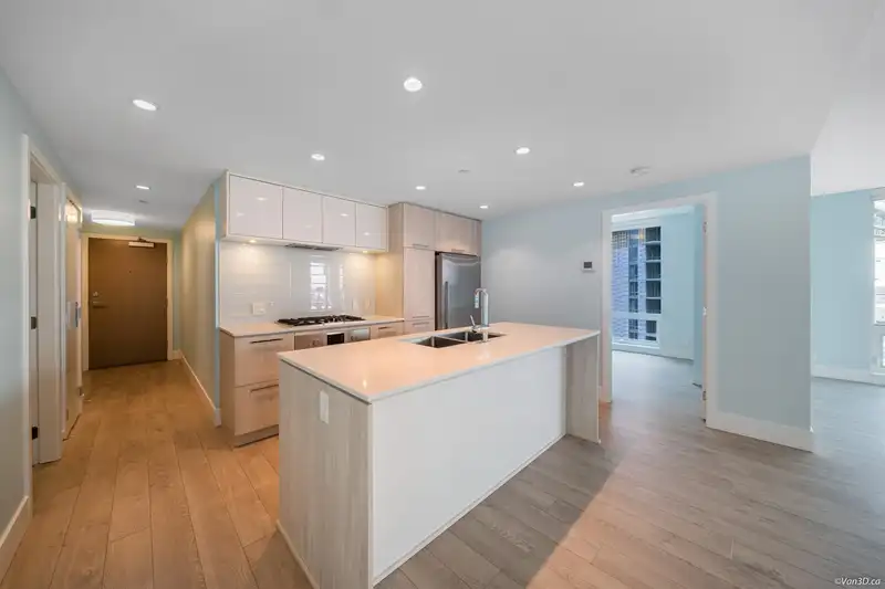 2106 680 SEYLYNN CRESCENT - photo 3 of 40