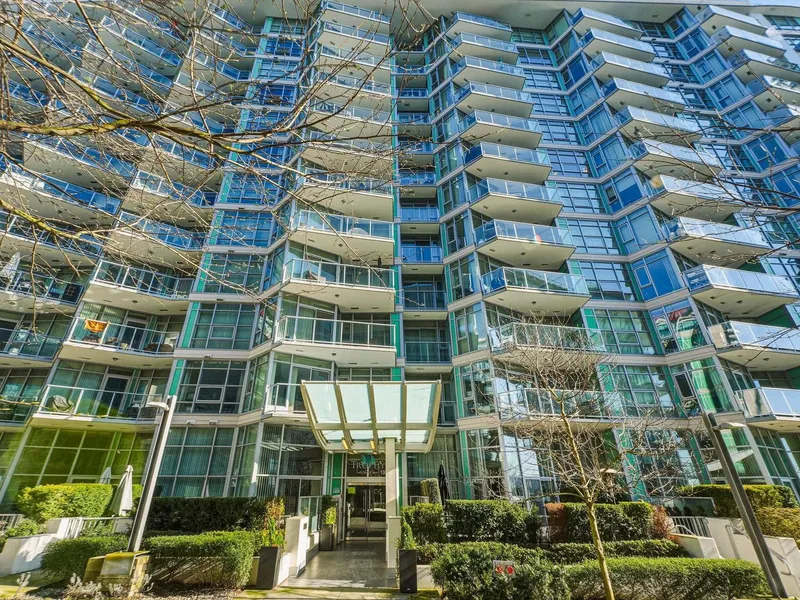 706 199 VICTORY SHIP WAY - photo 1 of 25