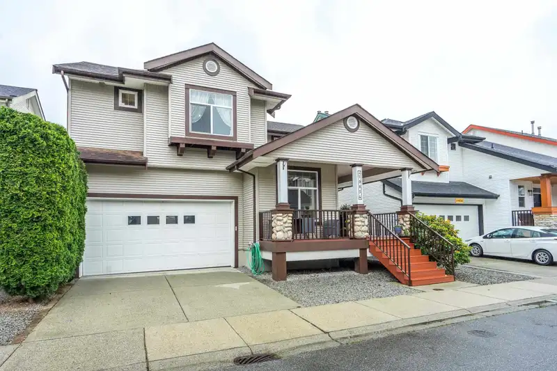 19854 BUTTERNUT LANE - photo 1 of 34
