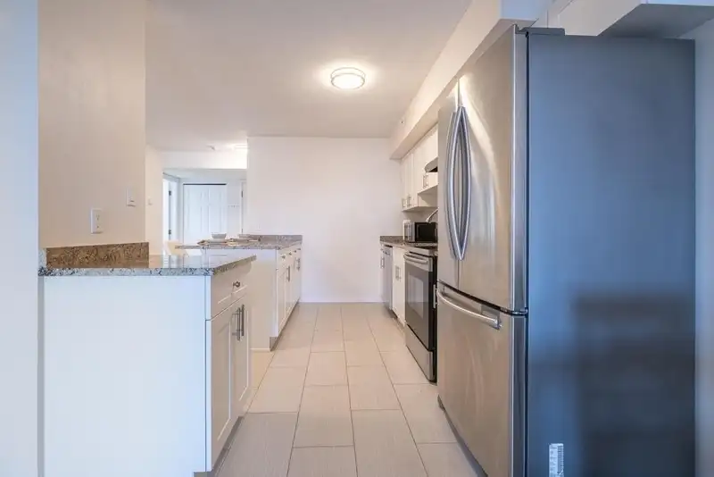 108 15233 PACIFIC AVENUE - photo 4 of 24
