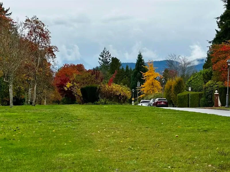 1722 WESBROOK CRESCENT - photo 1 of 5