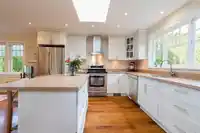 1722 WESBROOK CRESCENT - thumbnail 5