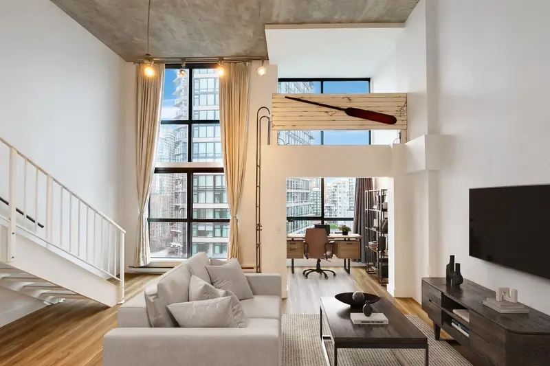 903 1238 SEYMOUR STREET - photo 1 of 25