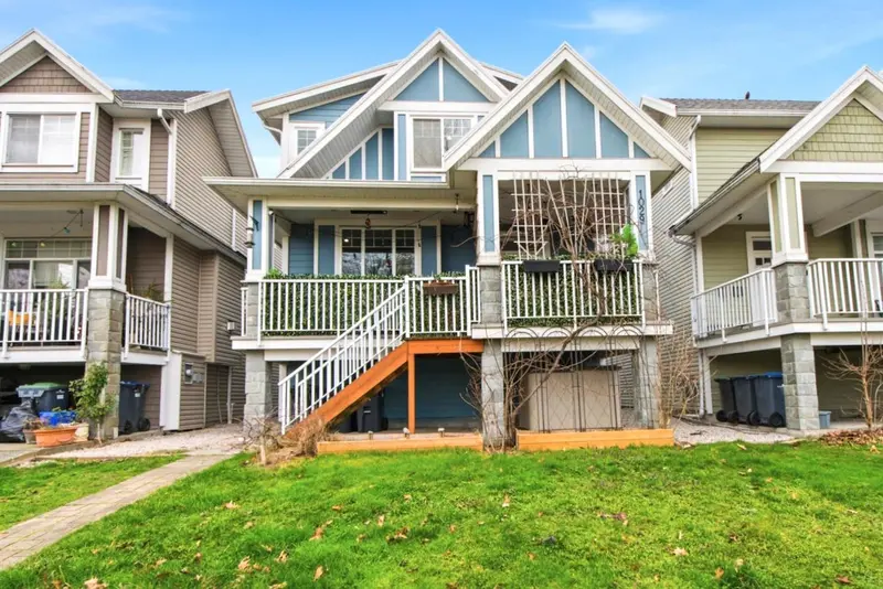 1029 SALTER STREET - photo 1 of 25