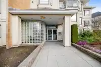 303 8142 120A STREET - thumbnail 2