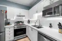 303 8142 120A STREET - thumbnail 19