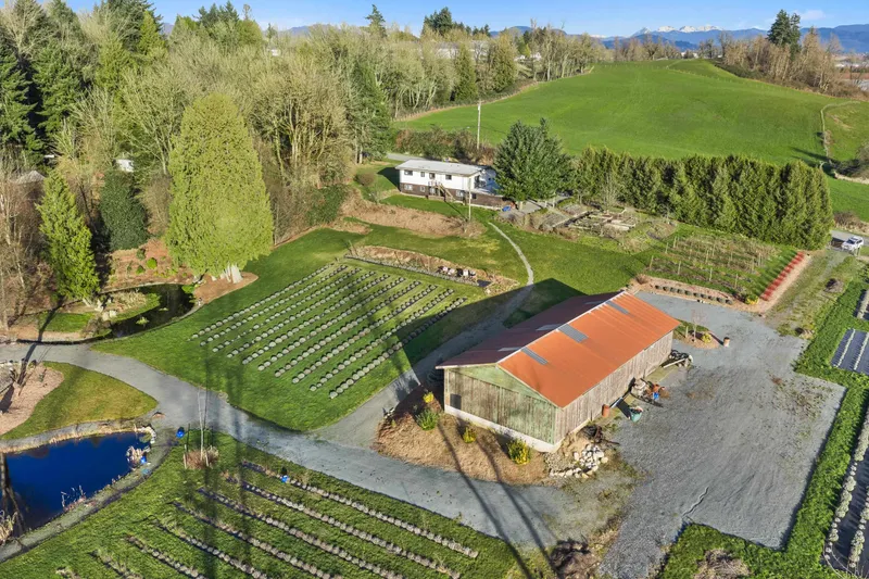 681 BRADNER ROAD - photo 4 of 25