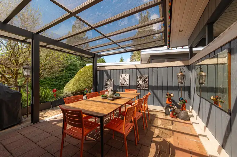 3669 EDGEMONT BOULEVARD - photo 2 of 39