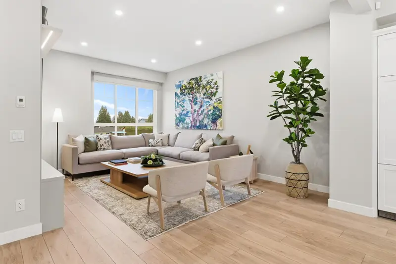 2867 JERESEY PLACE - photo 2 of 25